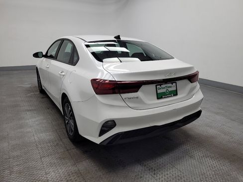 Used 2023 Kia Forte LXS image 5