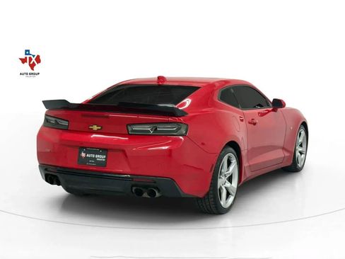 Used 2017 Chevrolet Camaro SS image 6