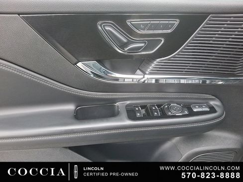Certified 2022 Lincoln Corsair AWD w/ Equipment Group 101A image 12