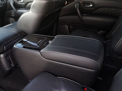 Used 2024 INFINITI QX80 Sensory AWD/4WD image 22