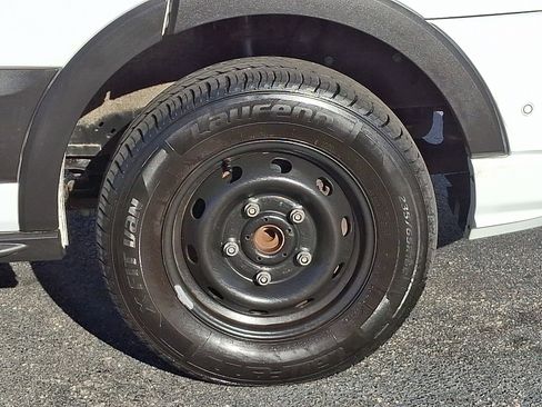 Used 2023 Ford Transit 350 XLT image 11