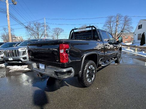 Used 2024 Chevrolet Silverado 2500 LT w/ Convenience Package image 7