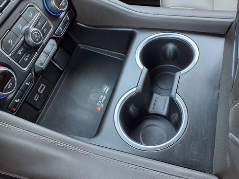 Used 2024 Chevrolet Tahoe LT image 14