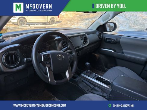 Used 2022 Toyota Tacoma SR5 image 7