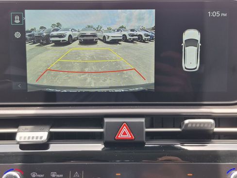 New 2026 Kia Sportage EX w/ EX Panorama Roof Package image 23