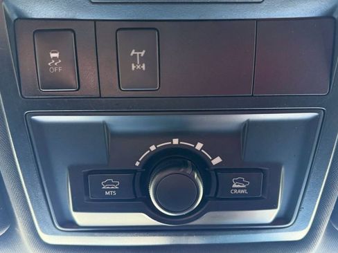 Used 2019 Toyota Tacoma TRD Off-Road image 25