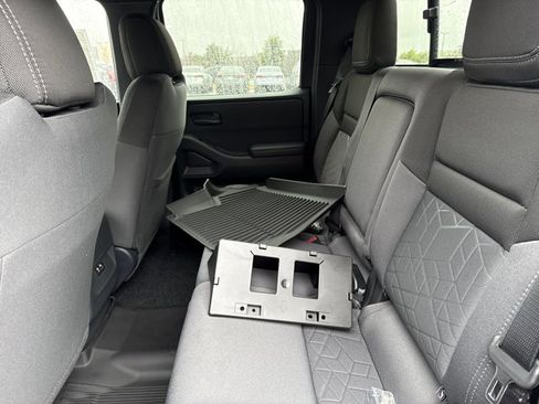 New 2026 Nissan Frontier SV image 6