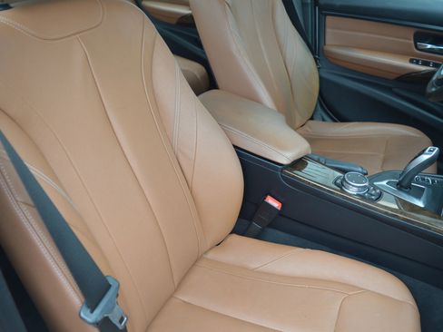 Used 2015 BMW 328i xDrive Sedan AWD/4WD image 19