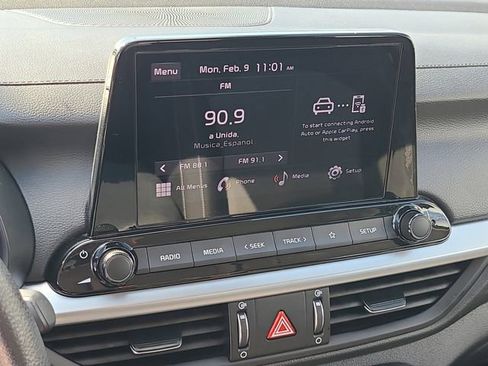 Used 2024 Kia Forte LXS image 27