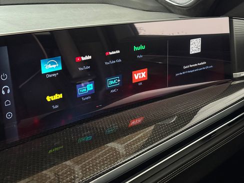 New 2026 Cadillac Escalade ESV V w/ LPO, ONYX Package image 31