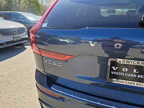 New 2026 Volvo XC60 T8 Ultra w/ Climate Package AWD/4WD image 13