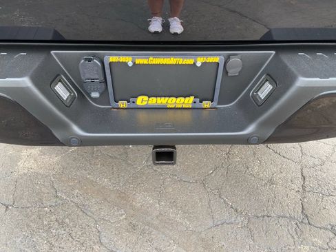 Used 2019 Ford F150 XLT w/ Equipment Group 302A Luxury AWD/4WD image 4