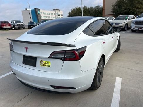 Used 2022 Tesla Model 3 image 3