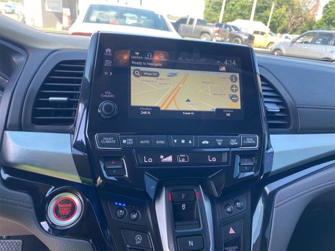 Used 2018 Honda Odyssey Elite image 13