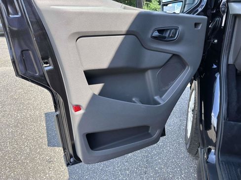Certified 2025 Ford Transit 350 XLT RWD image 9