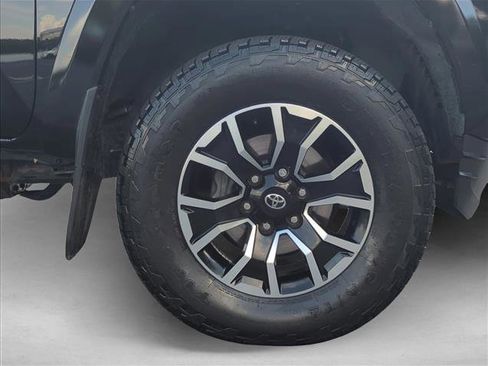 Used 2021 Toyota Tacoma TRD Sport image 20