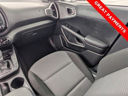 Used 2024 Kia Soul LX w/ Option Group 015 image 15
