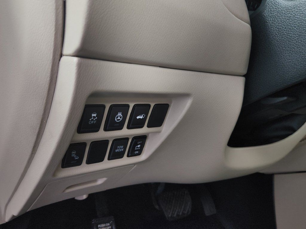 Used 2020 Nissan Pathfinder SL AWD/4WD image 20