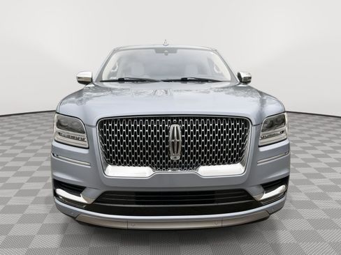 Used 2018 Lincoln Navigator Black Label AWD/4WD image 2