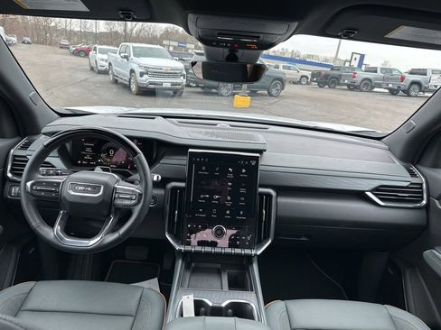 Used 2024 GMC Acadia AT4 w/ Super Cruise Package image 15