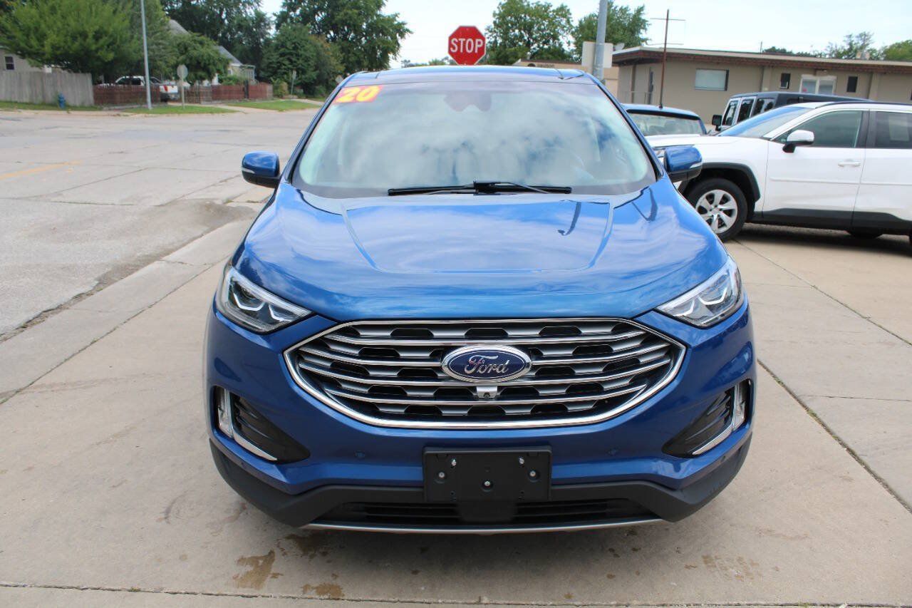 Used 2020 Ford Edge Titanium w/ Equipment Group 301A AWD/4WD image 7