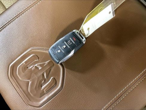 Used 2020 RAM 1500 Laramie w/ Cold Weather Group image 14