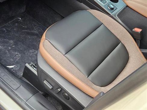 New 2025 Ford Bronco Sport Outer Banks image 4