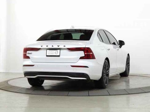 Used 2023 Volvo S60 B5 Plus w/ Climate Package image 11