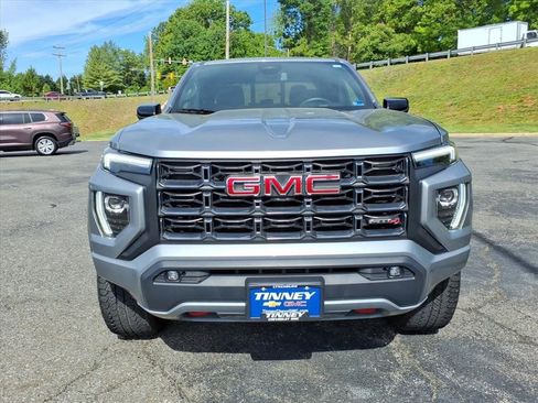 Used 2023 GMC Canyon AT4 w/ AT4 Premium Package AWD/4WD image 9