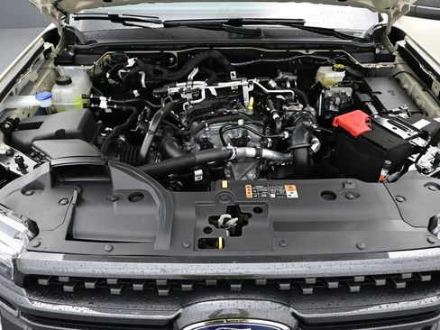 Used 2025 Ford Ranger XLT w/ Equipment Group 301A High image 11