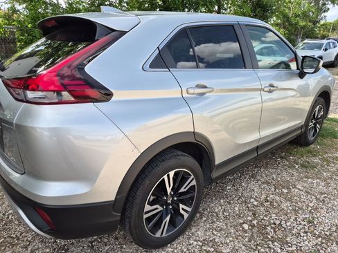 Used 2025 Mitsubishi Eclipse Cross SE image 3