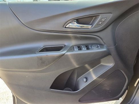 Certified 2023 Chevrolet Equinox LT image 29