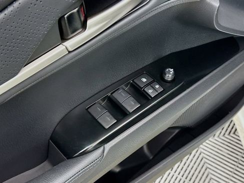 Used 2025 Toyota Camry XSE image 18