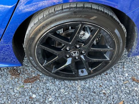 Used 2023 Honda Civic Sport image 26