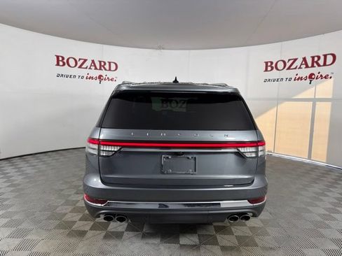 Used 2023 Lincoln Aviator Reserve w/ Equipment Group 201A RWD image 7