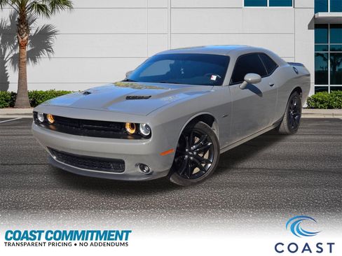 Used 2018 Dodge Challenger R/T w/ Blacktop Package image 1