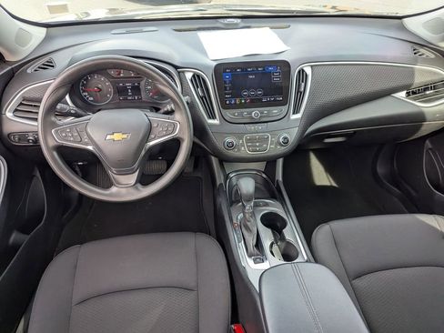 Used 2024 Chevrolet Malibu LT image 29