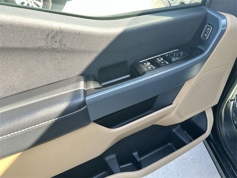 Used 2023 Ford F150 XLT image 15