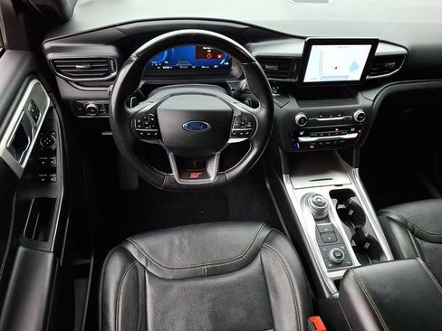 Used 2020 Ford Explorer ST AWD/4WD image 2