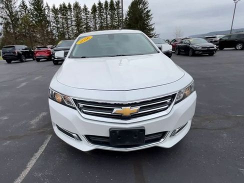 Used 2016 Chevrolet Impala LT w/ Convenience Package FWD image 3