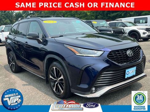 Used 2021 Toyota Highlander XSE AWD/4WD image 1
