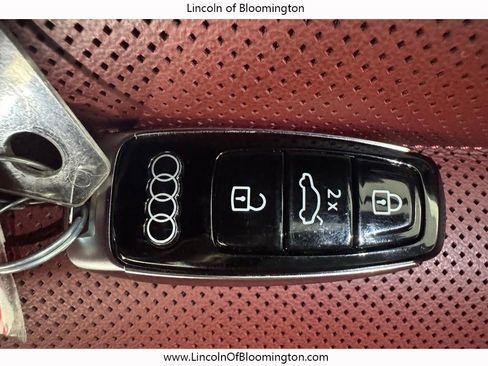 Used 2025 Audi S e-tron GT Premium Plus AWD/4WD image 38