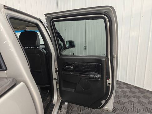 Used 2012 Chevrolet Colorado LT AWD/4WD image 17