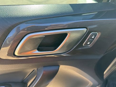 Used 2019 Ford Ranger Lariat w/ Equipment Group 501A Mid image 14