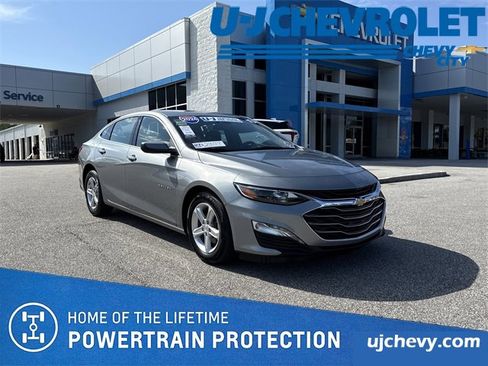 Used 2024 Chevrolet Malibu LT image 1