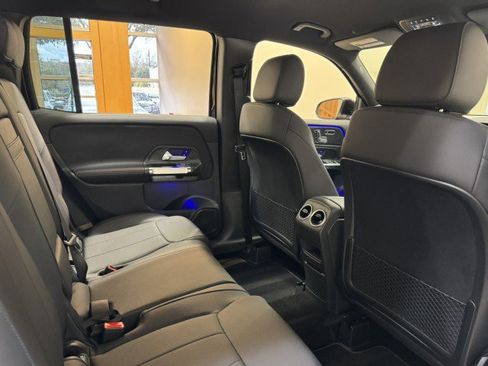 Certified 2025 Mercedes-Benz GLB 250 image 14
