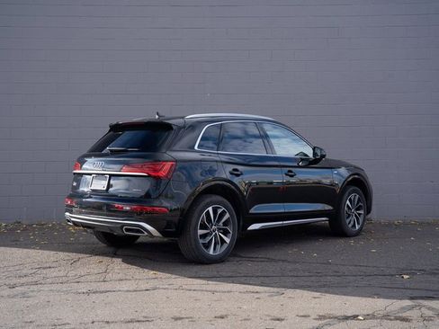 Certified 2025 Audi Q5 2.0T Premium Plus image 7