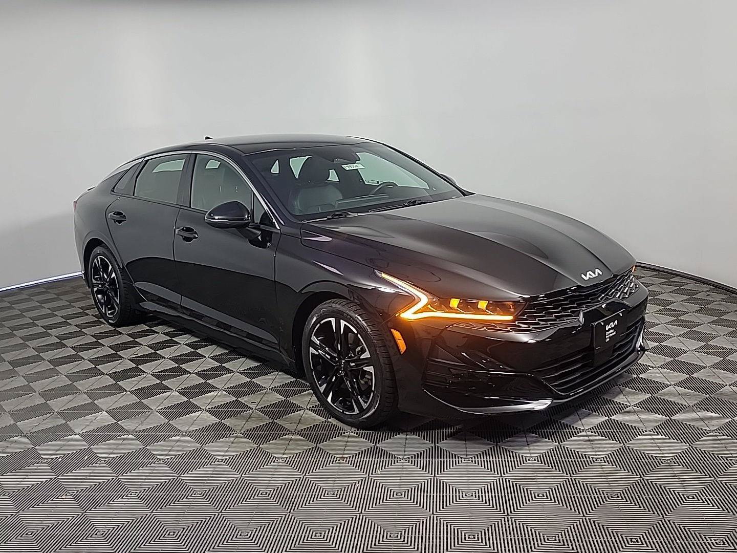 Certified 2023 Kia K5 GT-Line w/ GT-Line Premium Package AWD/4WD image 1