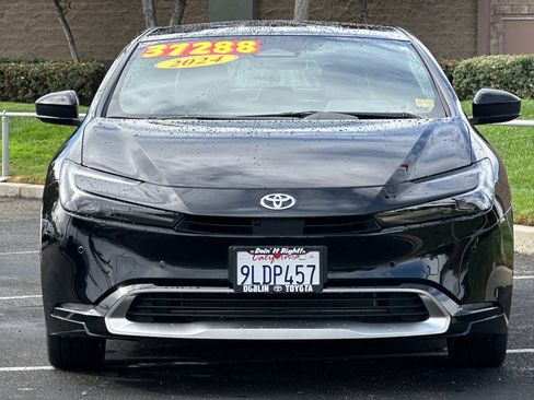 Certified 2024 Toyota Prius Prime Premium image 11