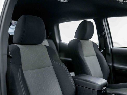 Used 2020 Toyota Tacoma TRD Off-Road w/ Technology Package image 79